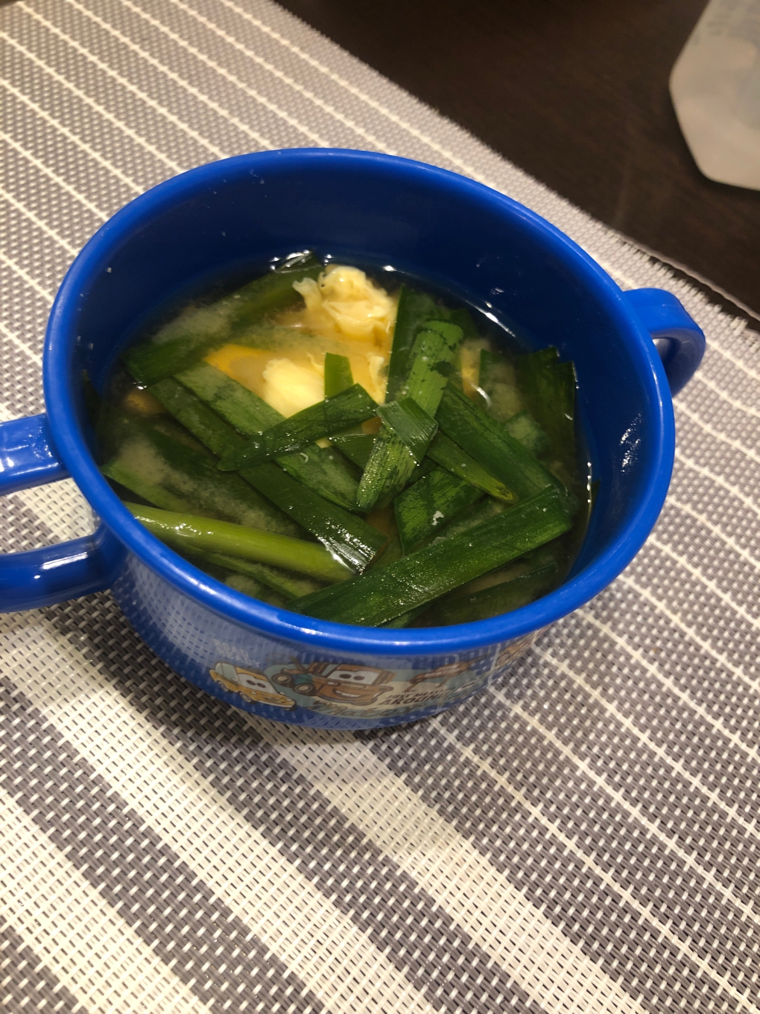 ニラ玉味噌汁