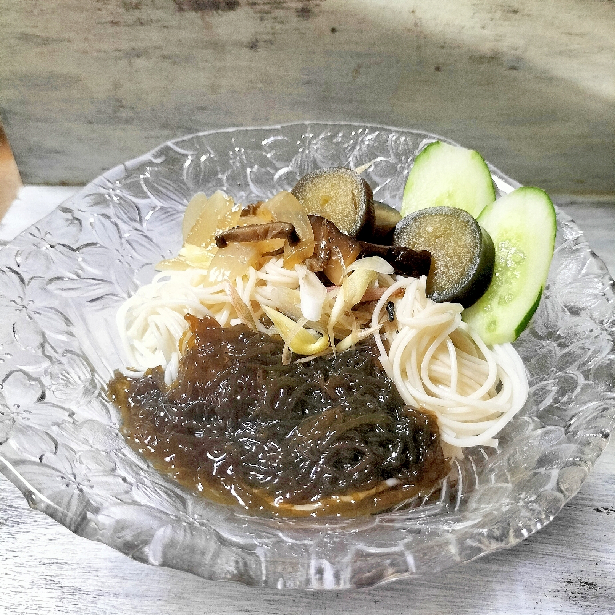 もずくと茗荷deぶっかけそうめん