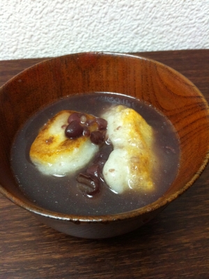 簡単★揚げ焼き餅のおしるこ