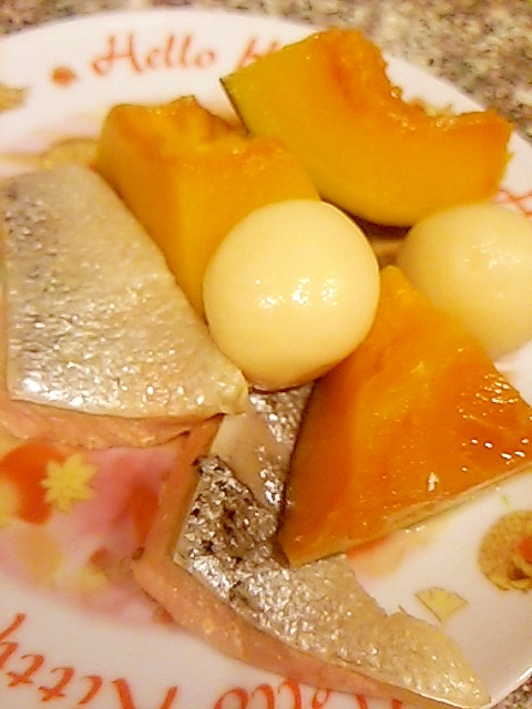 カボチャと里芋と鮭のスパイス煮