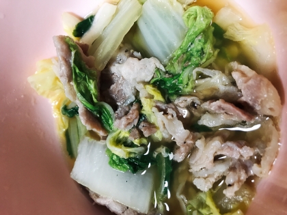 レンジで白菜と豚肉のコンソメ煮