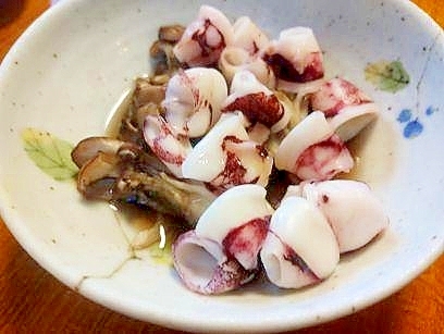 ヤリイカと　舞茸の　レンジ蒸し