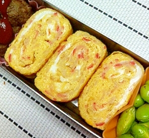 お弁当!カニカマ入り卵焼き☆