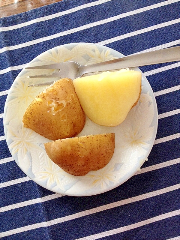 おやつに ホクホクのふかし新ジャガイモ レシピ 作り方 By みゅうしろ 楽天レシピ