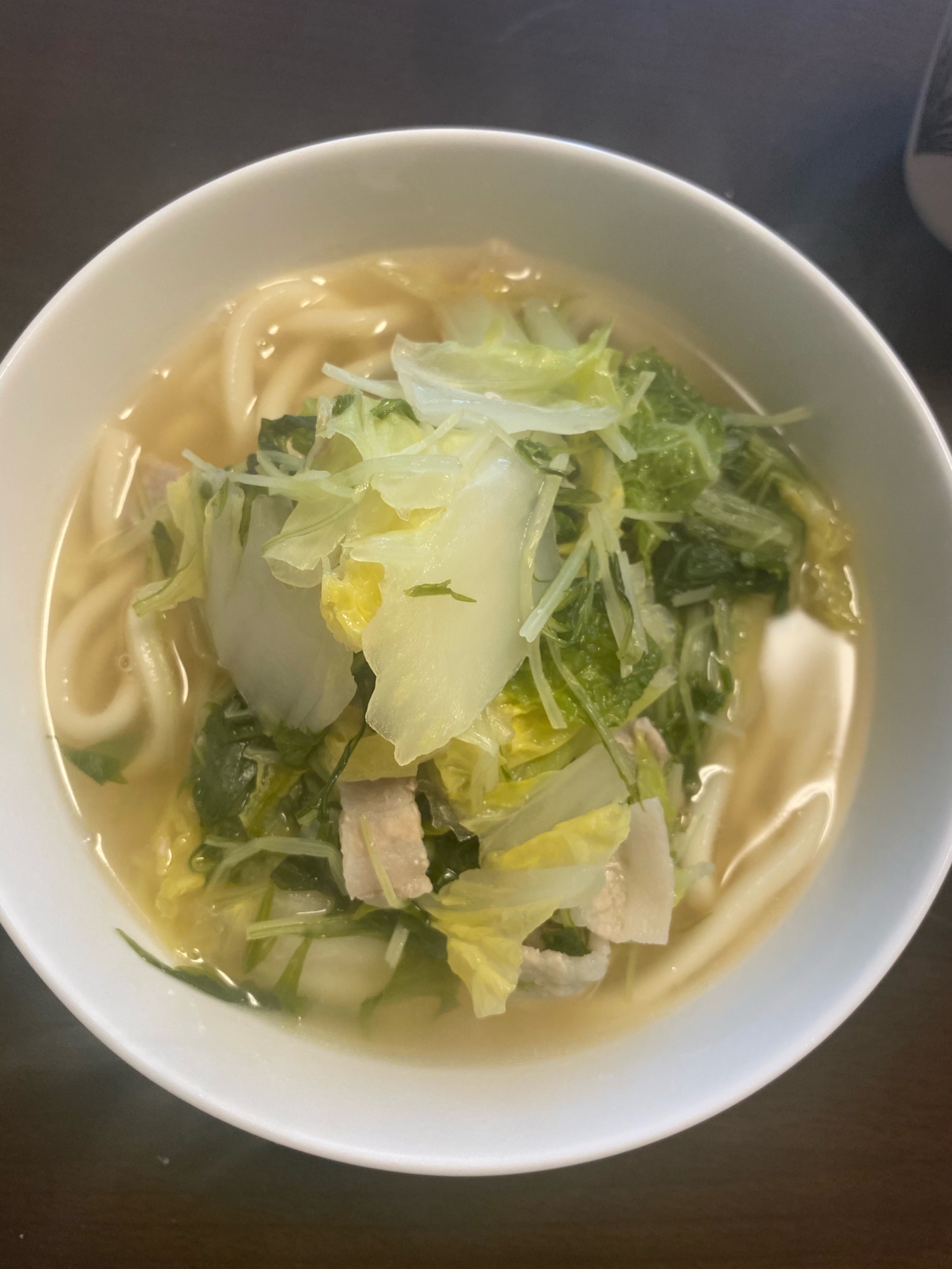 野菜たっぷり！肉うどん