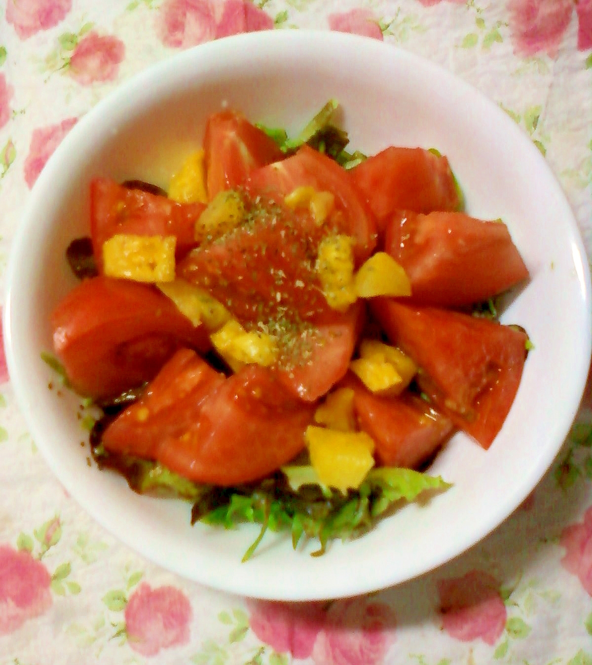 ☆*・紅茶ドレッシングの野菜と果物のサラダ☆*:・