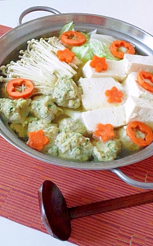 ふわっふわ♥グリーン色に輝く☆シソ団子の中華鍋。