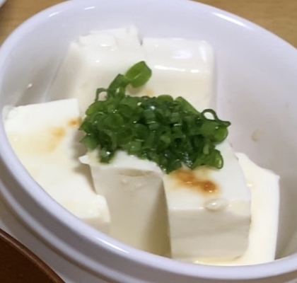 冷奴ねぎごま油乗せ