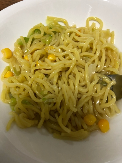 子どもと一緒に食べる あっさり味の塩ラーメン レシピ 作り方 By Fujimon58 楽天レシピ