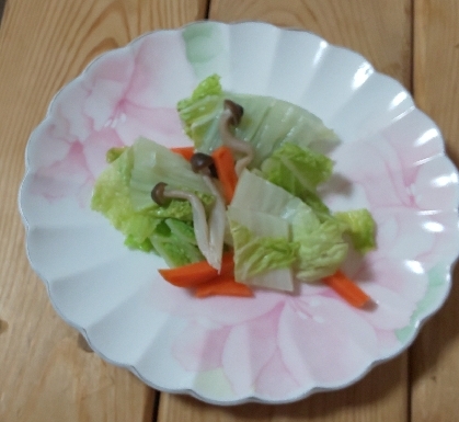 白菜しめじ人参の温サラダ