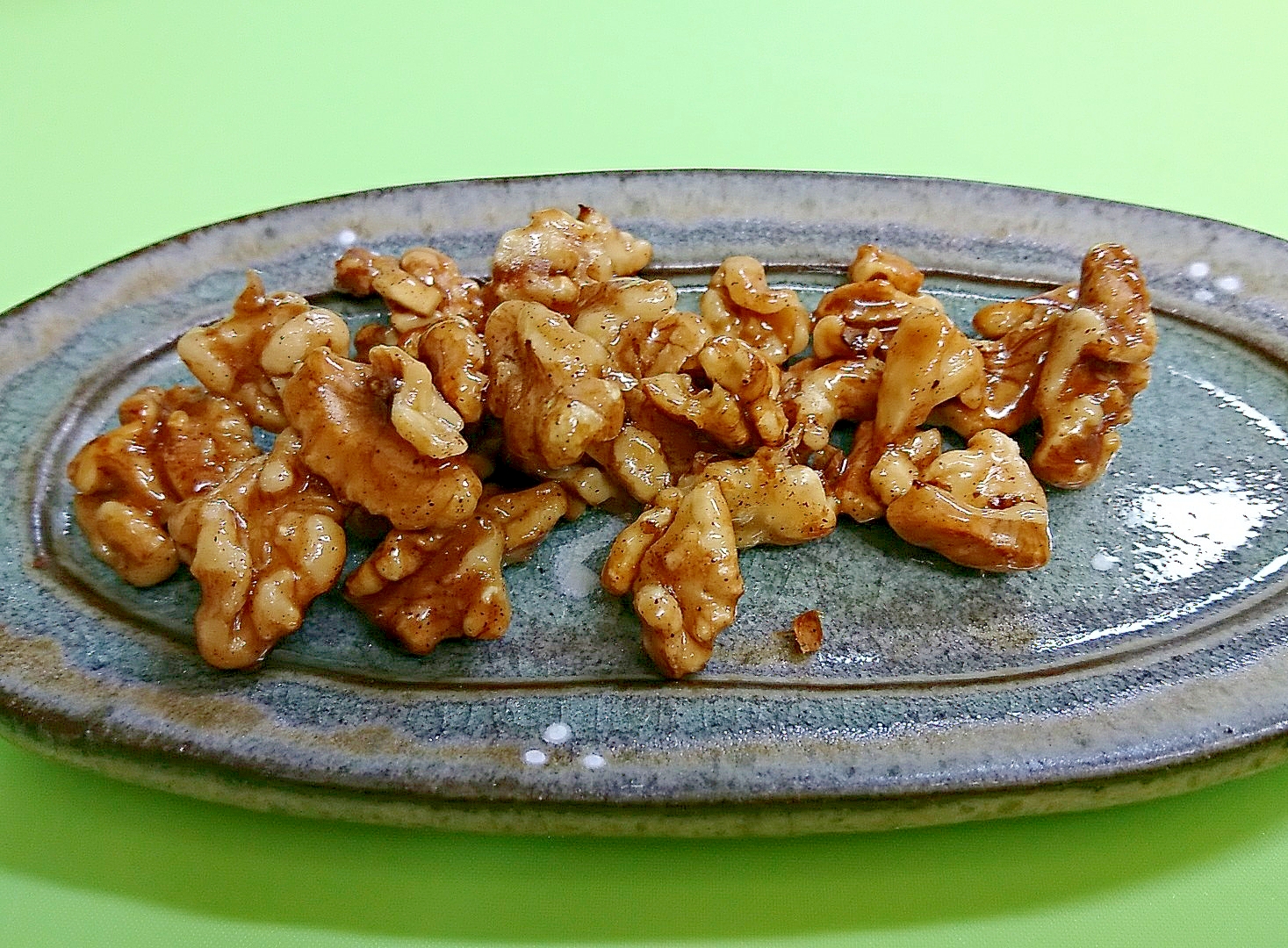 食後のお酒に合わせるクルミ レシピ 作り方 By ビッグさん 楽天レシピ 食後のお酒に合わせるクルミ レシピ 作り方 By ビッグさん 楽天レシピ