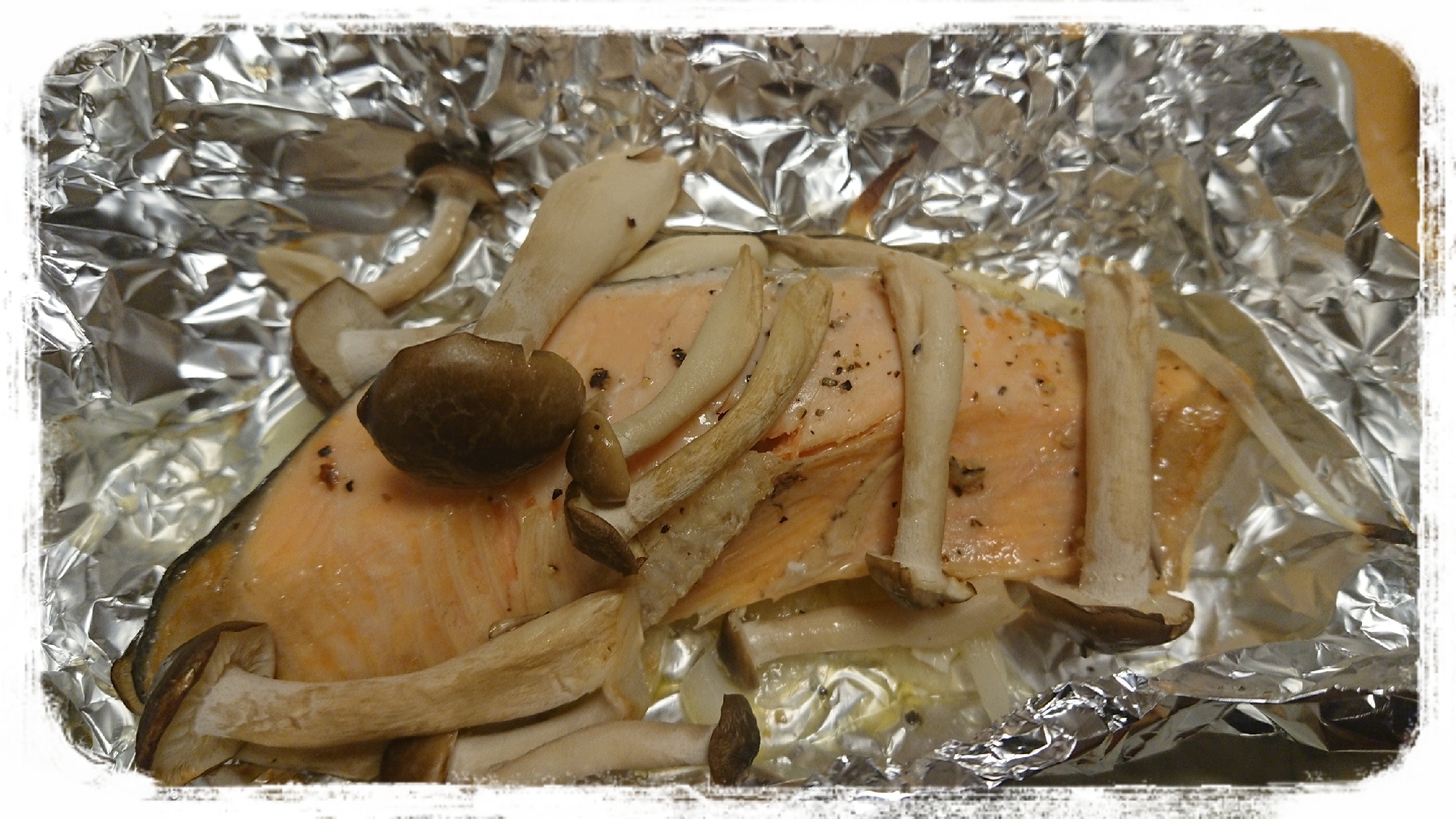 オーブントースター調理 鮭としめじのホイル焼き レシピ 作り方 By ぼーずの母ちゃん 楽天レシピ オーブントースター調理 鮭としめじのホイル焼き レシピ 作り方 By ぼーずの母ちゃん 楽天レシピ