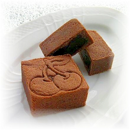 黑森林櫻桃酥（ダークチェリーのクッキーケーキ）