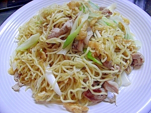 さっぱり美味しい塩ねぎ焼きそば