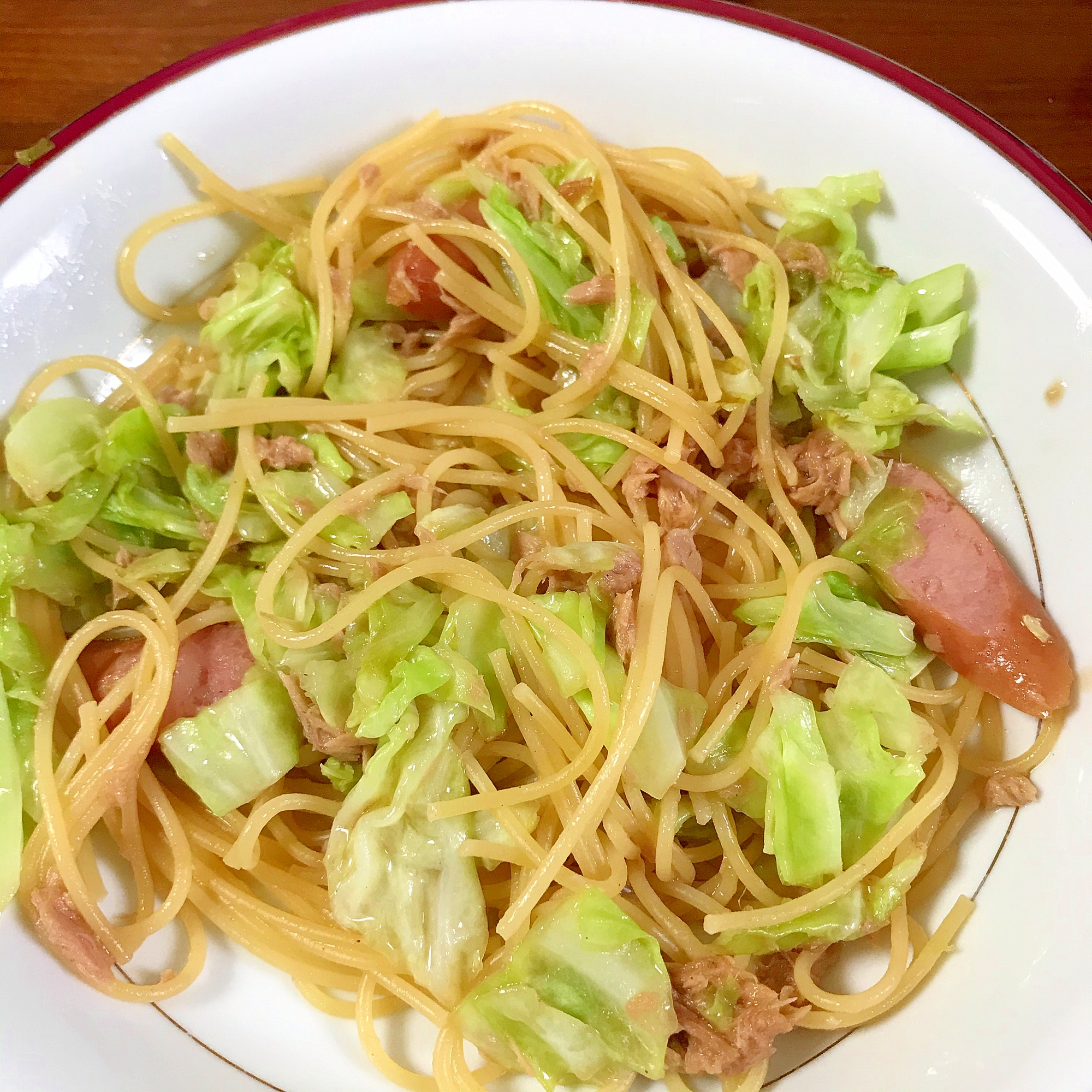 キャベツとツナとウィンナーの和風パスタ