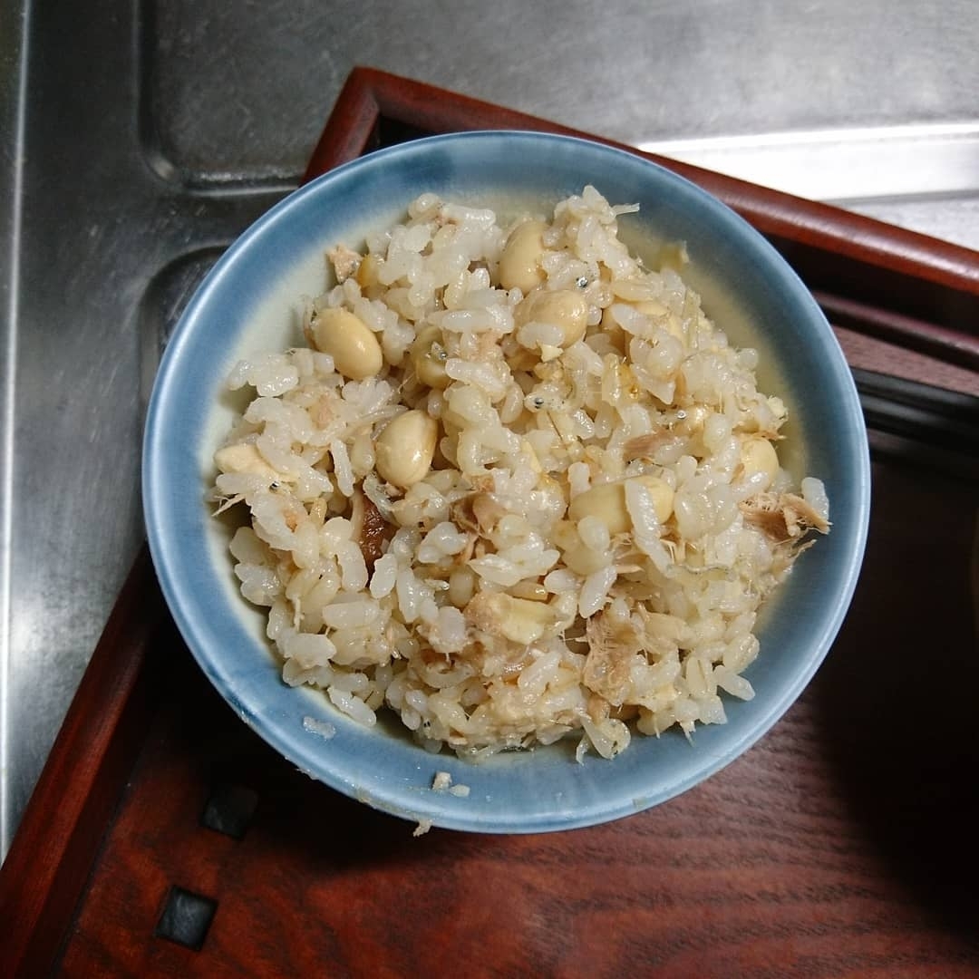 大豆水煮で炊き込みご飯