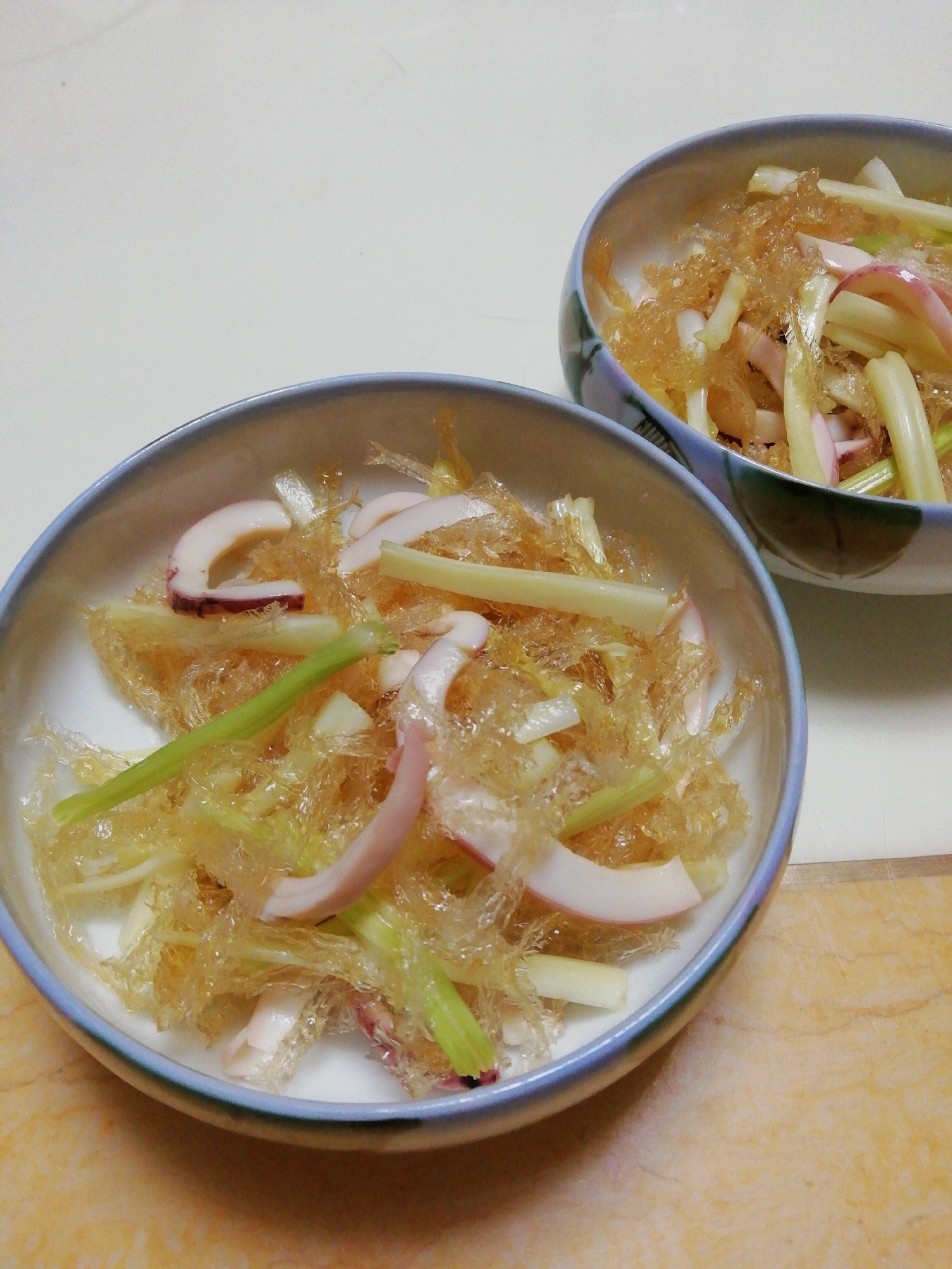 糸寒天といかとセロリの酢の物