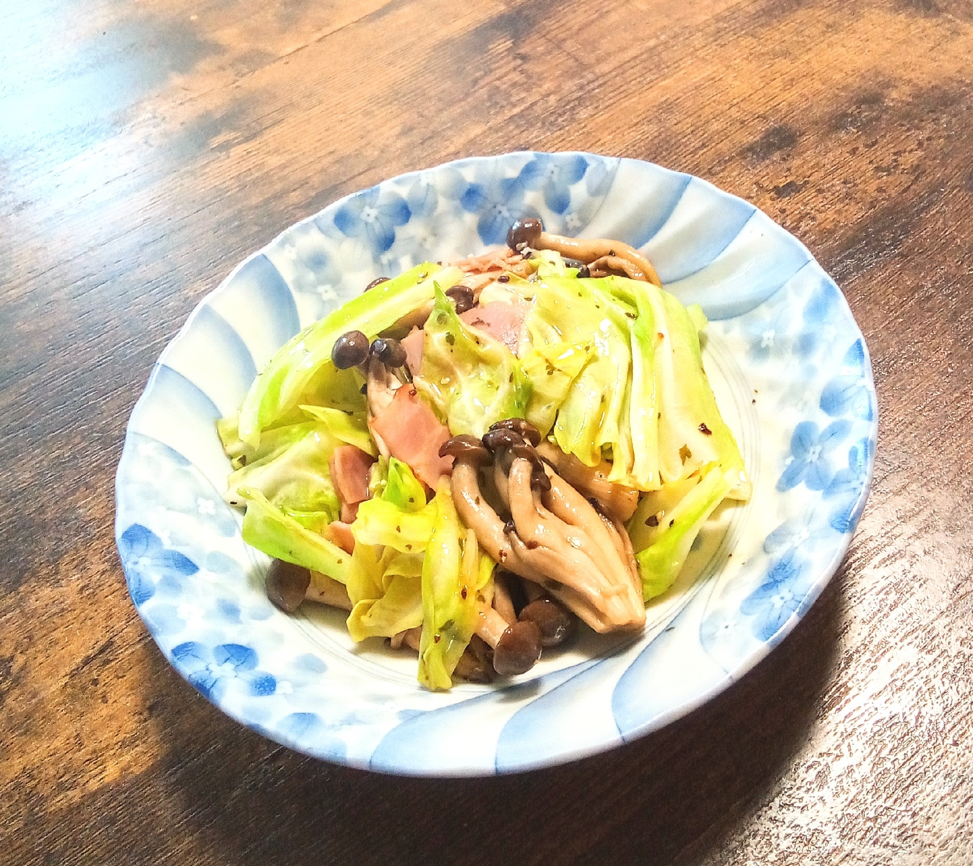 春キャベツでバター炒め