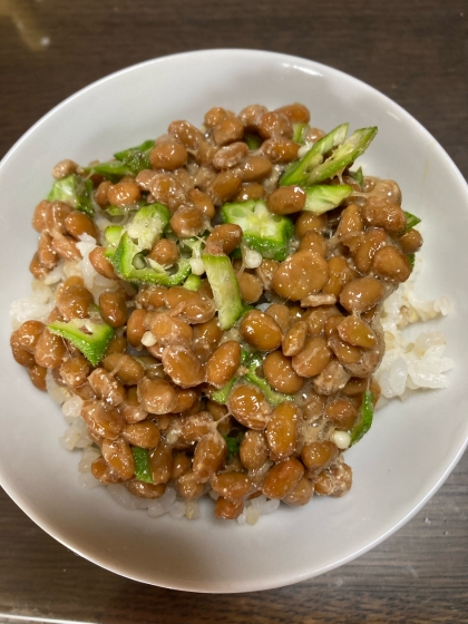 パパッと簡単！オクラ納豆丼