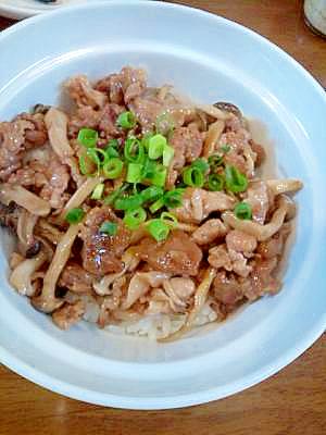 ﾌﾟﾙﾌﾟﾙ豚肉の照り焼き丼