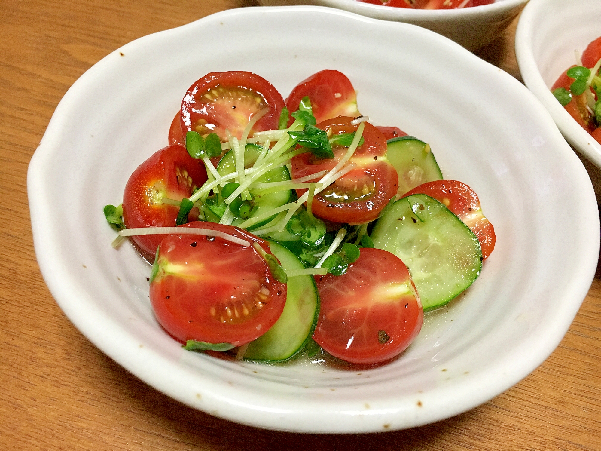 トマトときゅうりと貝割れ大根のマリネ レシピ 作り方 By おこのみっちゃん 楽天レシピ トマトときゅうりと貝割れ大根のマリネ レシピ 作り方 By おこのみっちゃん 楽天レシピ