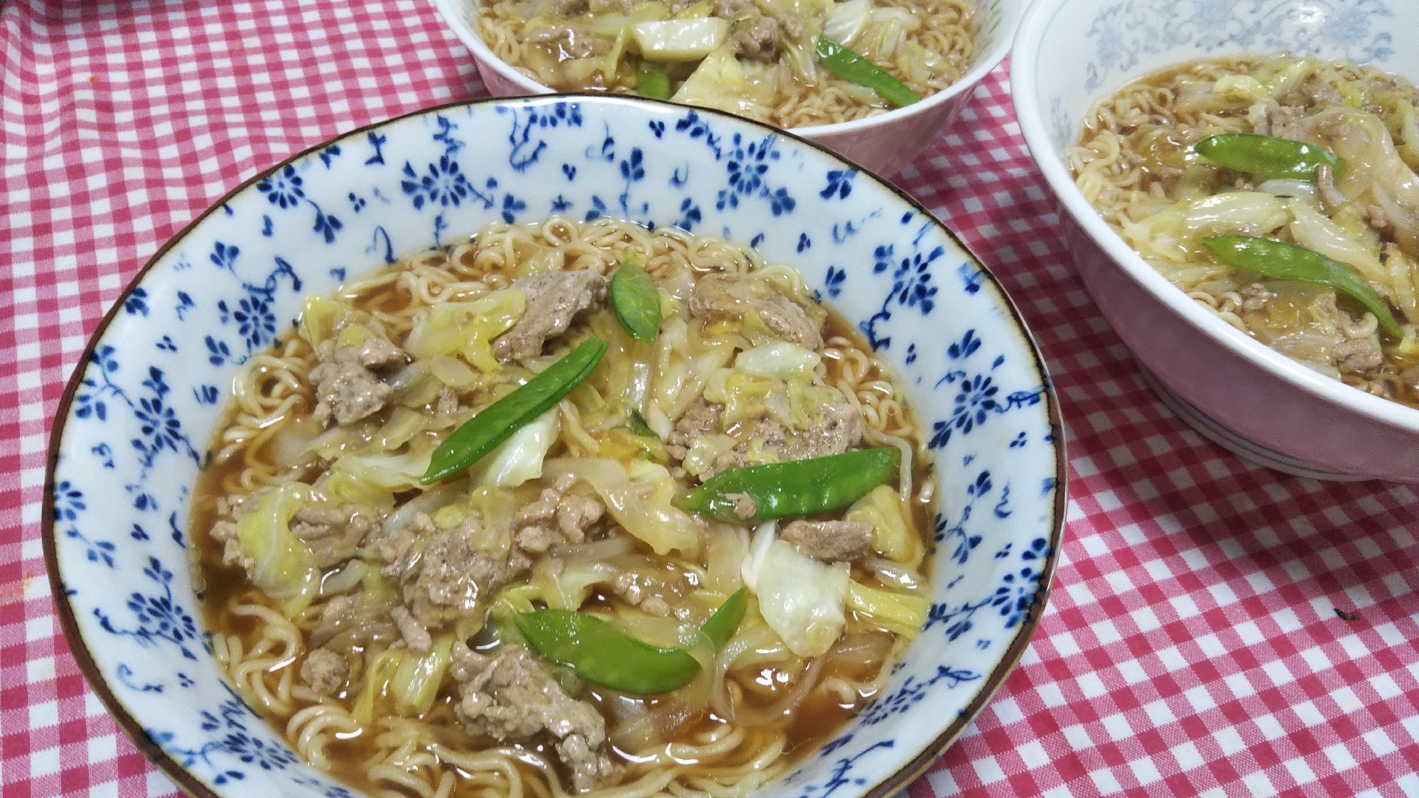 ひき肉とキャベツと絹さやのあんかけ醤油ラーメン レシピ 作り方 By ミニー7015 楽天レシピ