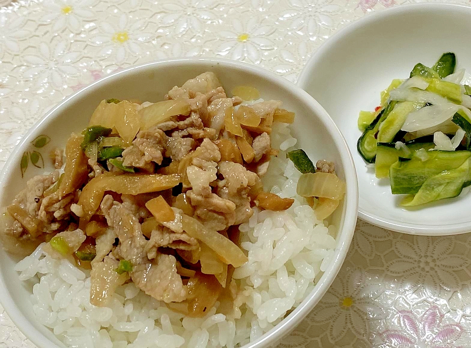 ご飯が進む、豚とメンマのオイスターソース炒め物