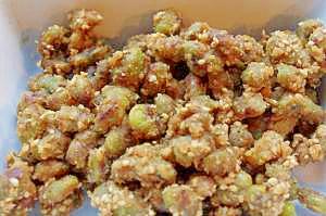 浸し豆だけじゃない！青大豆でゴマ味噌とじくり豆