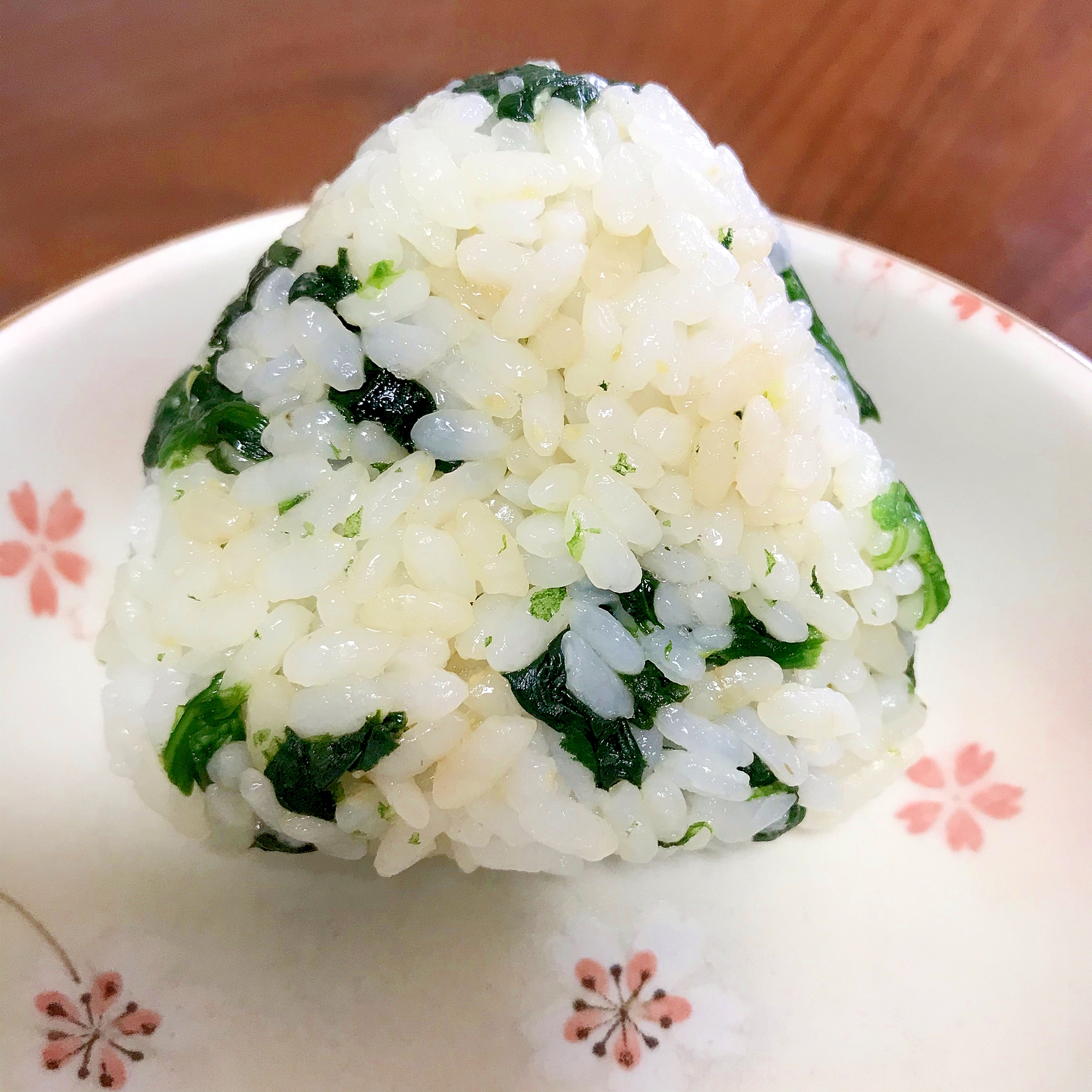 ほうれん草のおにぎり～醤油味