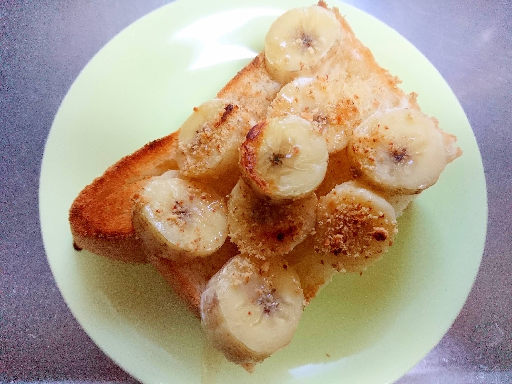 バナナのアーモンドトースト
