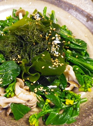 菜の花しめじ海藻サラダ