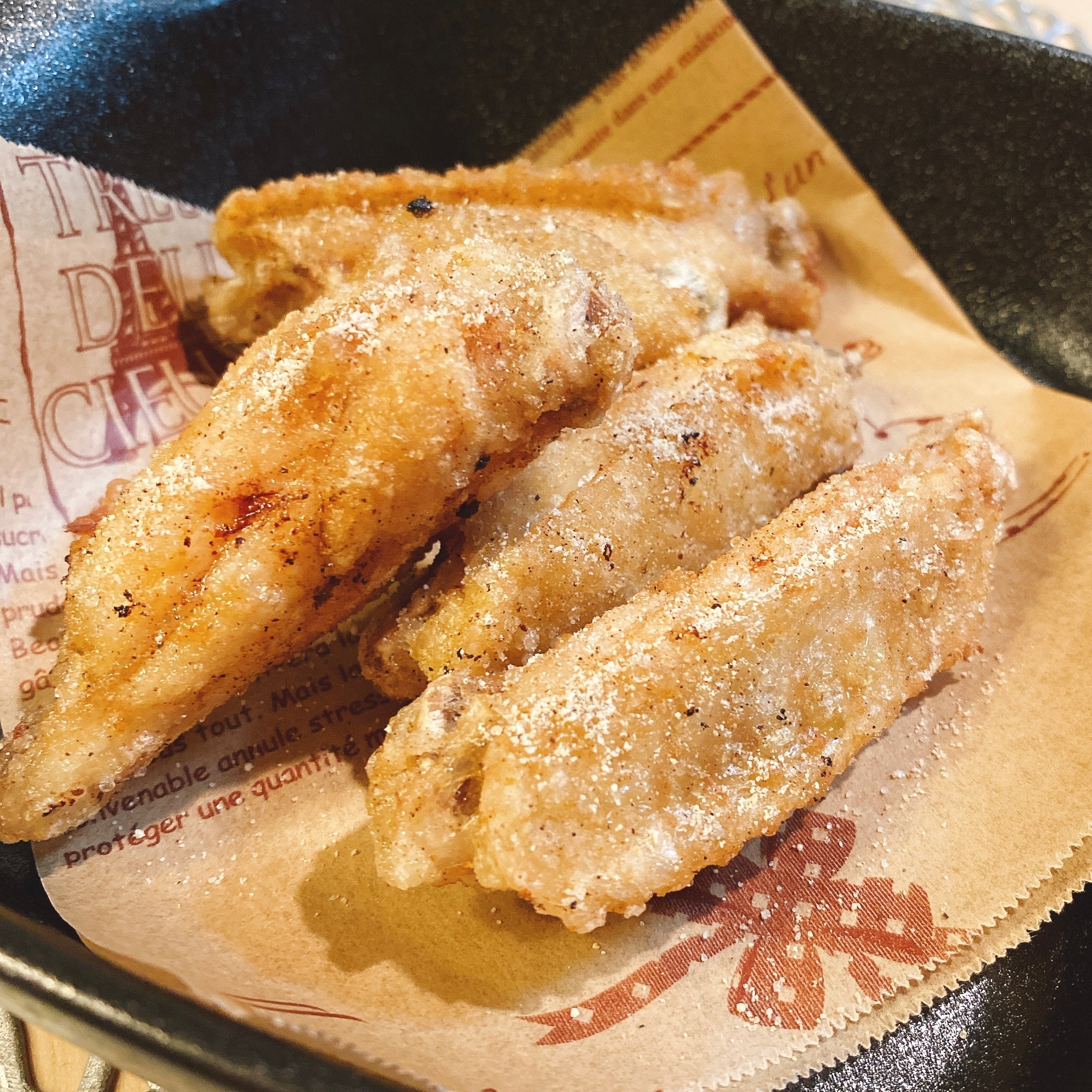 魔法の粉で激ウマチキンバー（手羽中の唐揚げ）