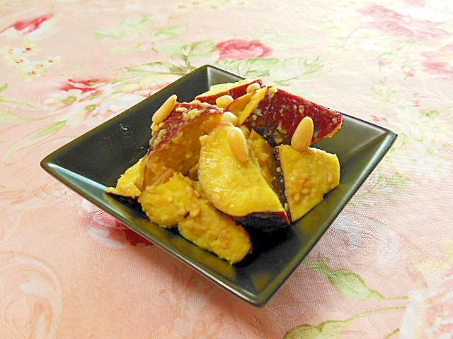 ❤薩摩芋と松の実ｄｅ甘辛味噌和え❤