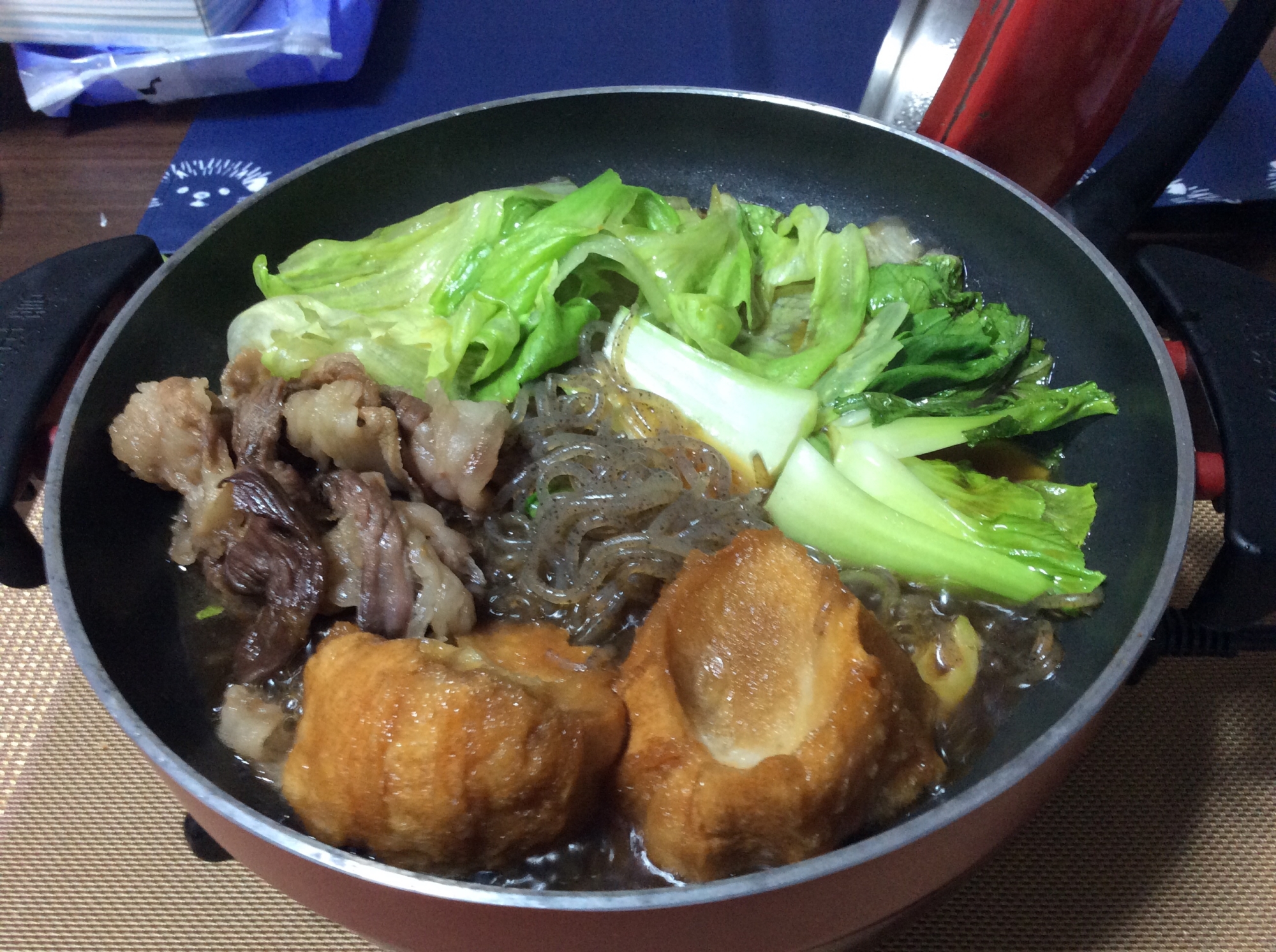 レタスと青梗菜、仙台油麩の関西風すき焼き