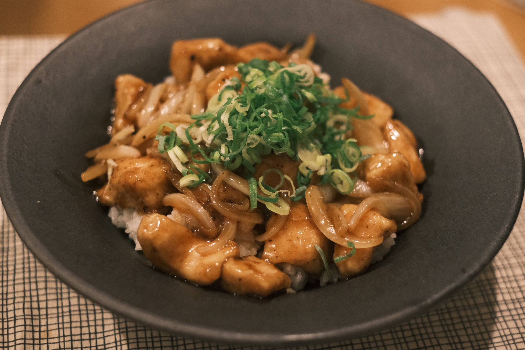 甘酢鶏むね肉丼