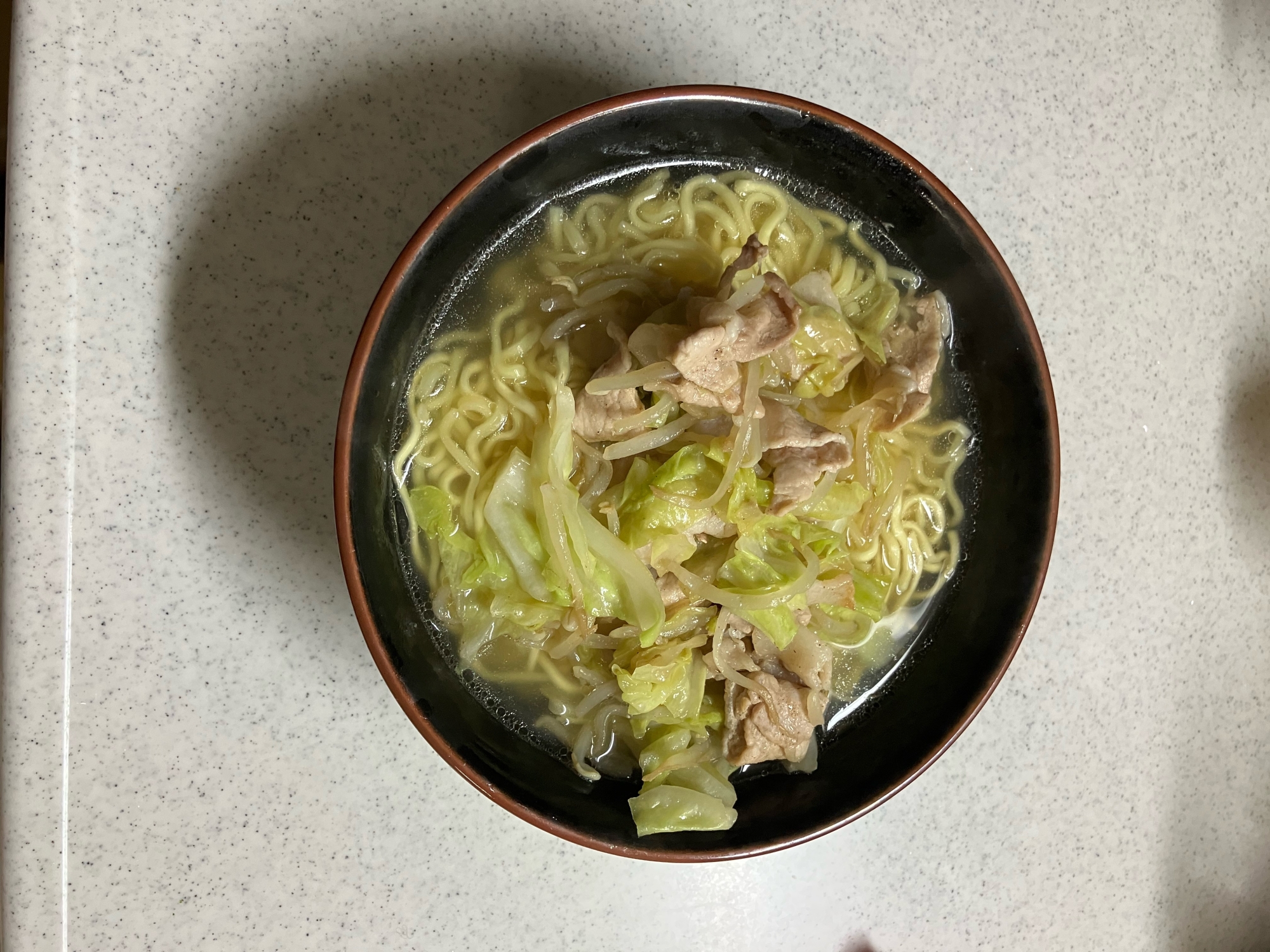 野菜炒めのせ★ラーメン