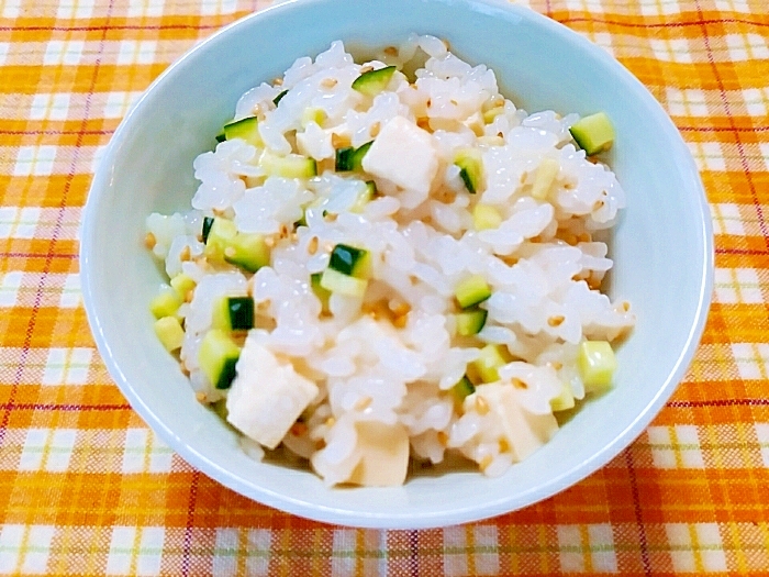 豆腐と胡瓜のすし飯