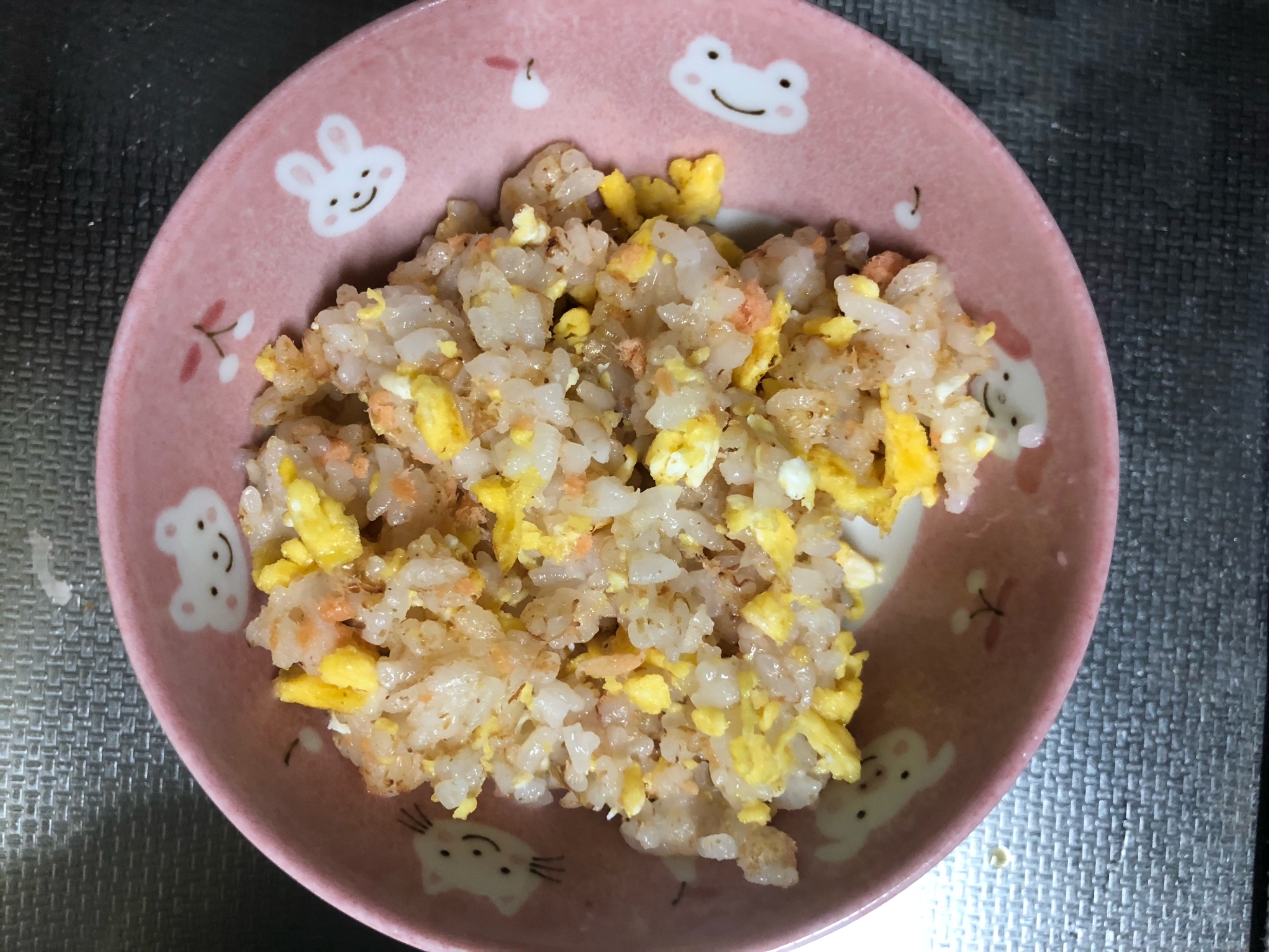 離乳食　鮭のチャーハン