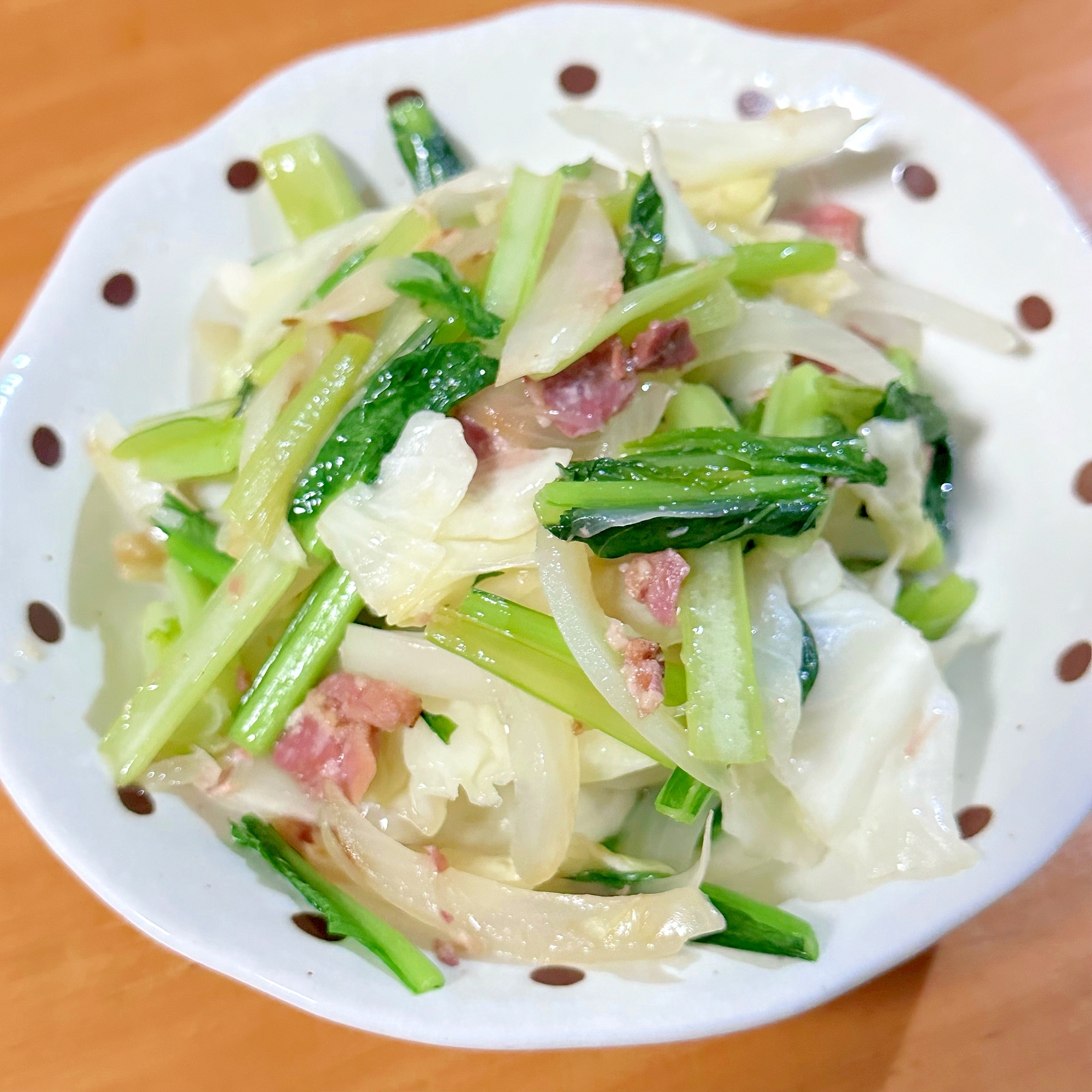 焼き鳥缶で楽ちん野菜炒め.｡.:* ♬*゜