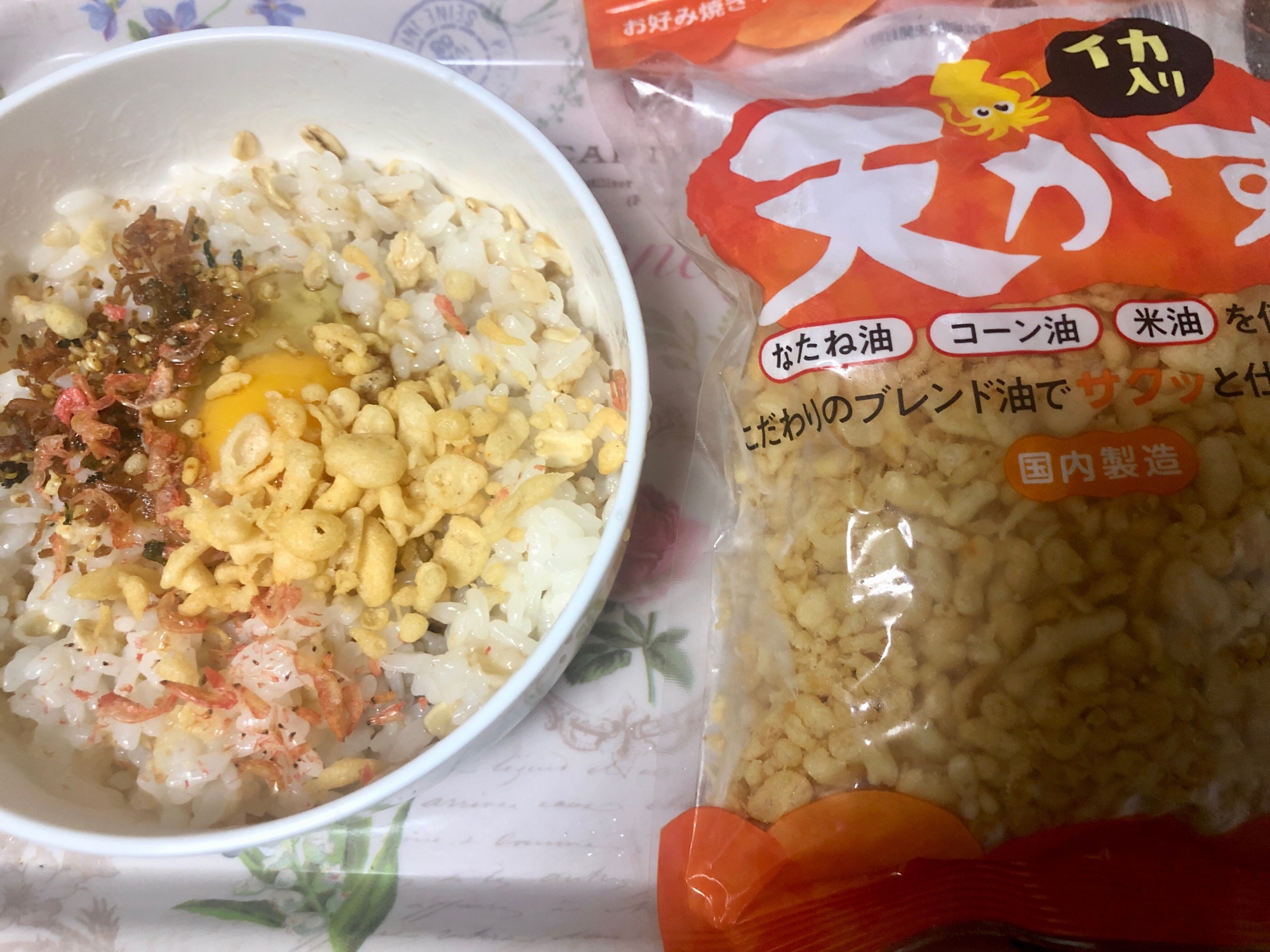 天かすでコクUP↑オートミール卵かけご飯