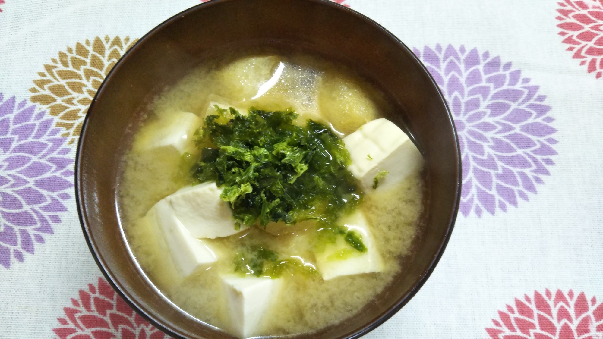 あおさと豆腐と油揚げのみそ汁