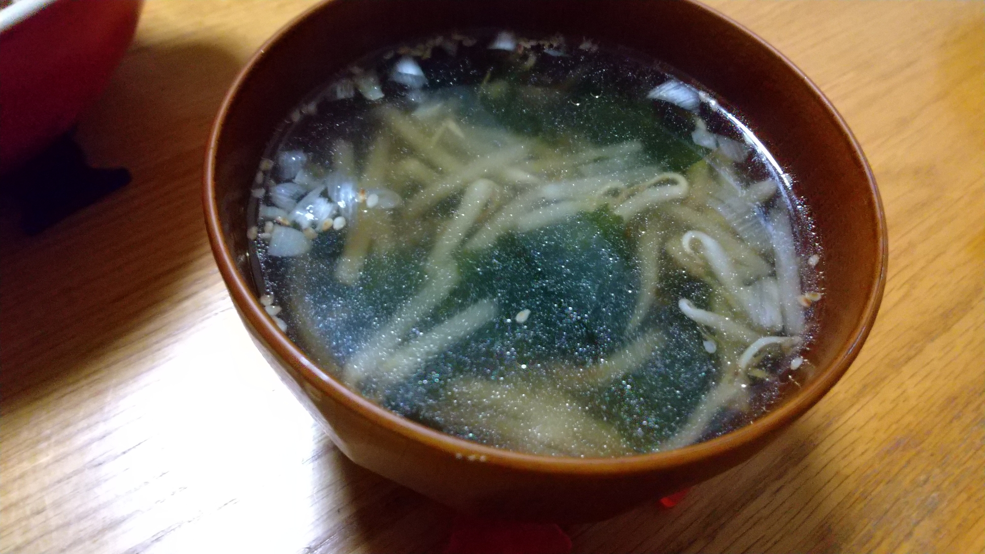 節約メニュー☆もやしとワカメの中華スープ