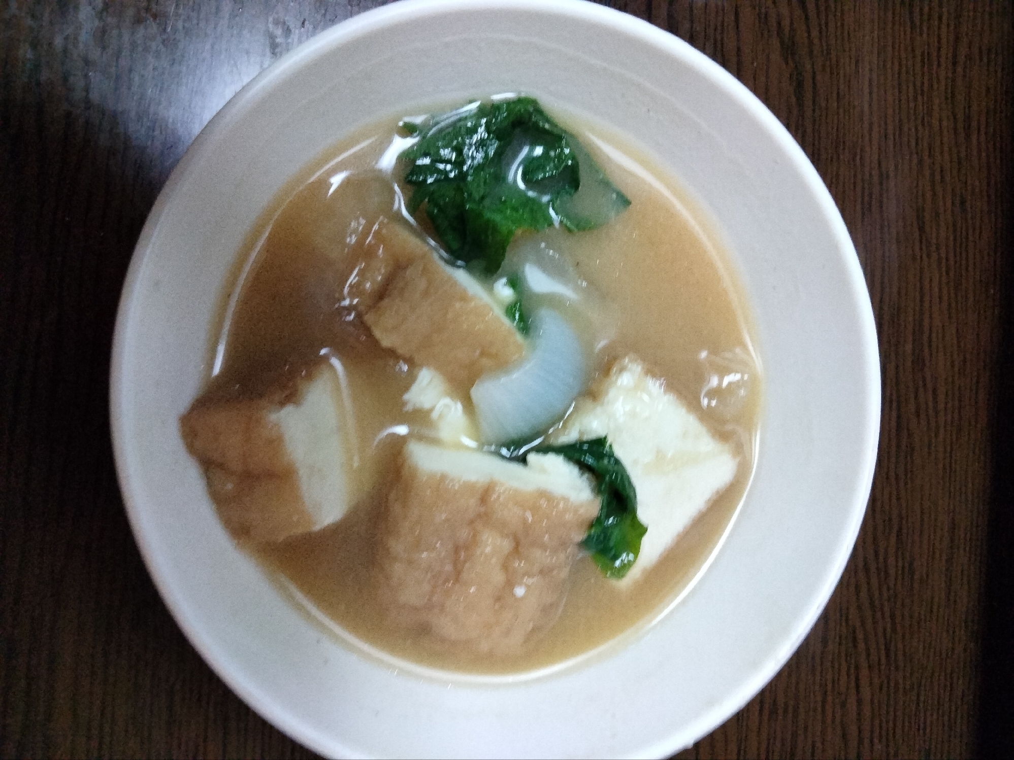 玉ねぎ厚揚げ大葉の味噌汁