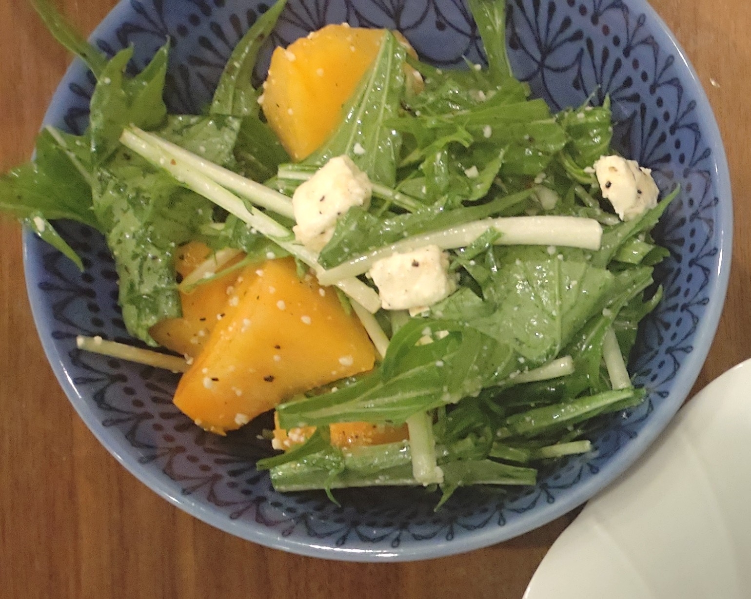 簡単♡柿と水菜のサラダ