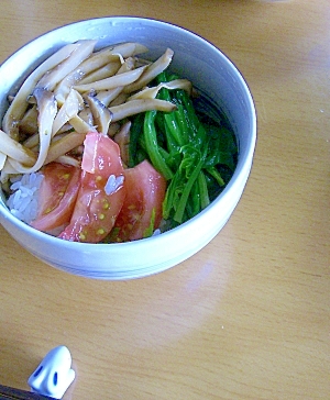 ソース味もおいしいエリンギ丼