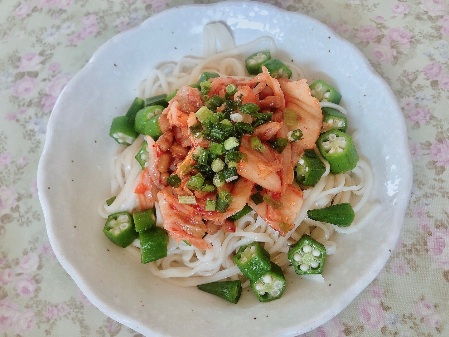 納豆キムチの冷やしうどん