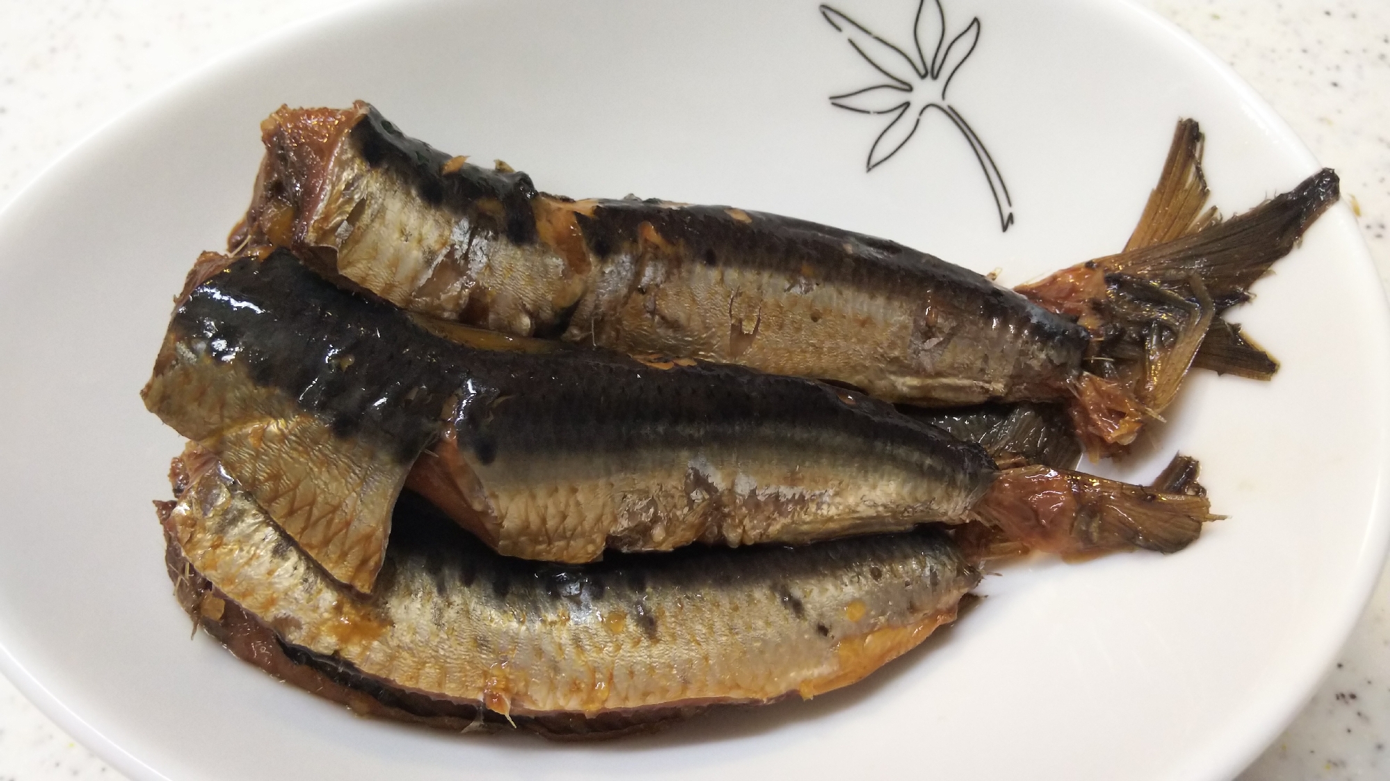 圧力鍋で骨まで食べられる！イワシのしょうが煮