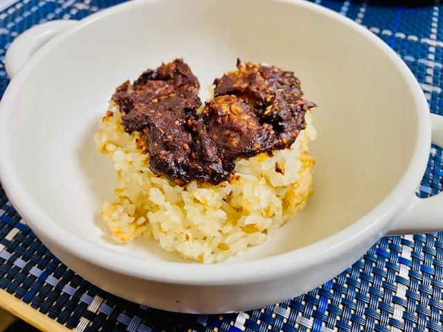 レンチンだけの簡単調理！生姜味噌焼きおにぎり