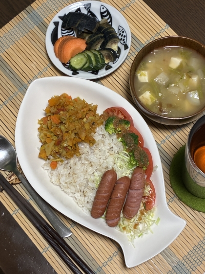 ベジタブルカレー（ドライカレー）