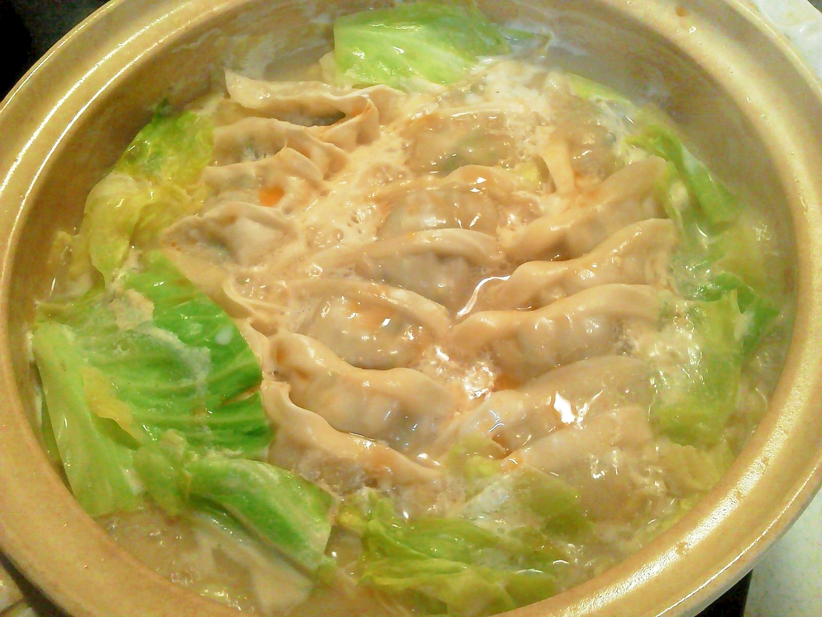 簡単 冷凍餃子で 豆乳ぎょうざ鍋 レシピ 作り方 By Aka Ru 楽天レシピ